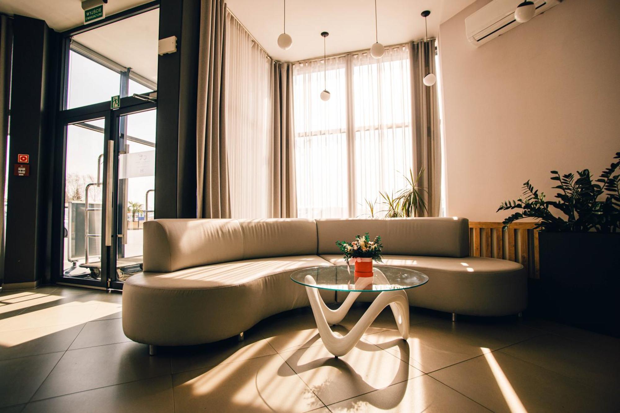 Terminal Hotel Vratislav Exteriér fotografie